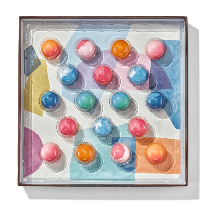 Modern Blooms 18pc Chocolate Collection